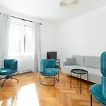 Rycerska With Parking By Renters דירה *