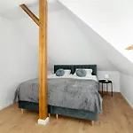 Διαμέρισμα Rycerska With Parking By Renters