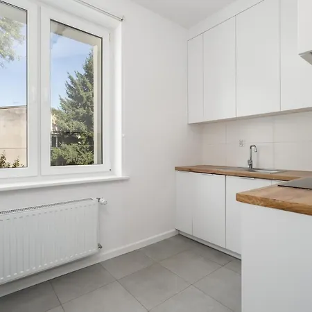 Rycerska With Parking By Renters 아파트