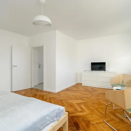 Rycerska With Parking By Renters Apartment *