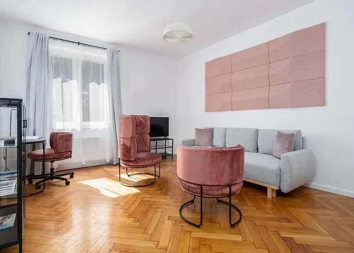 Rycerska With Parking By Renters Apartment *