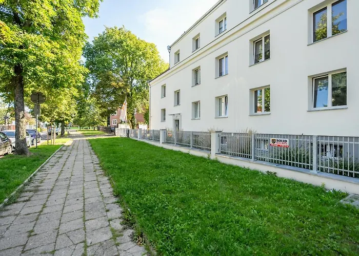 Rycerska With Parking By Renters Apartment Poznan