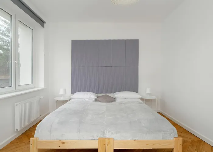 Rycerska With Parking By Renters Daire