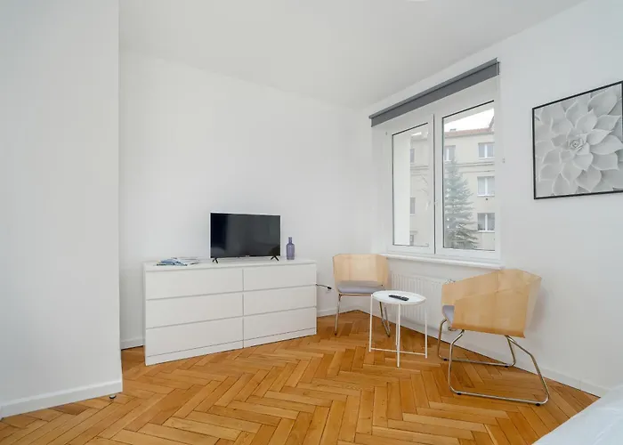 Rycerska With Parking By Renters Apartment Poznan