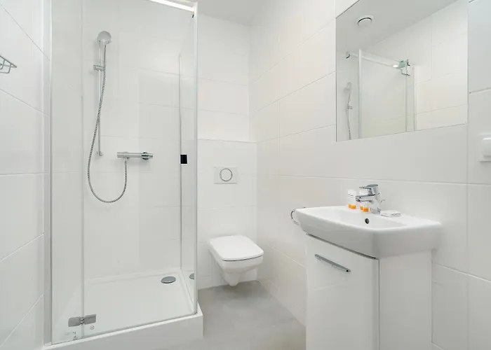 Rycerska With Parking By Renters Apartment