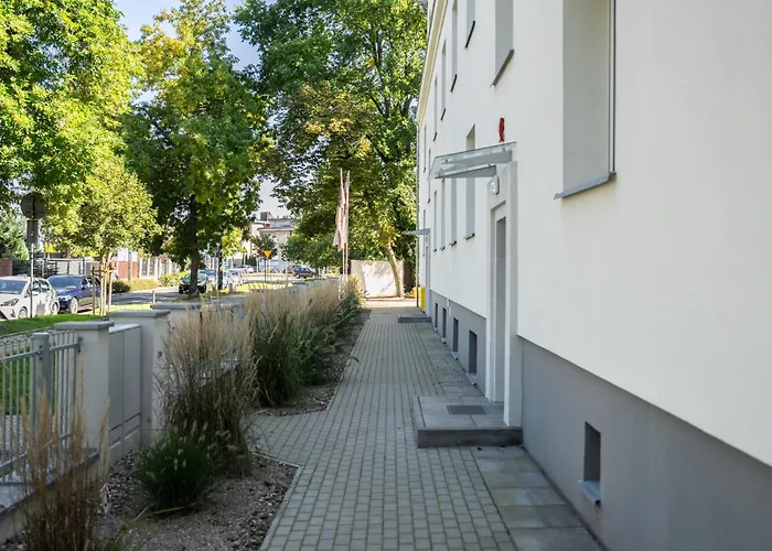 Apartment Rycerska With Parking By Renters Poznan